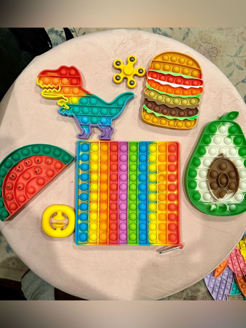 7-Piece Pop It Fidget Toy Bundle Rainbow Food Dinosaur Sensory Toys